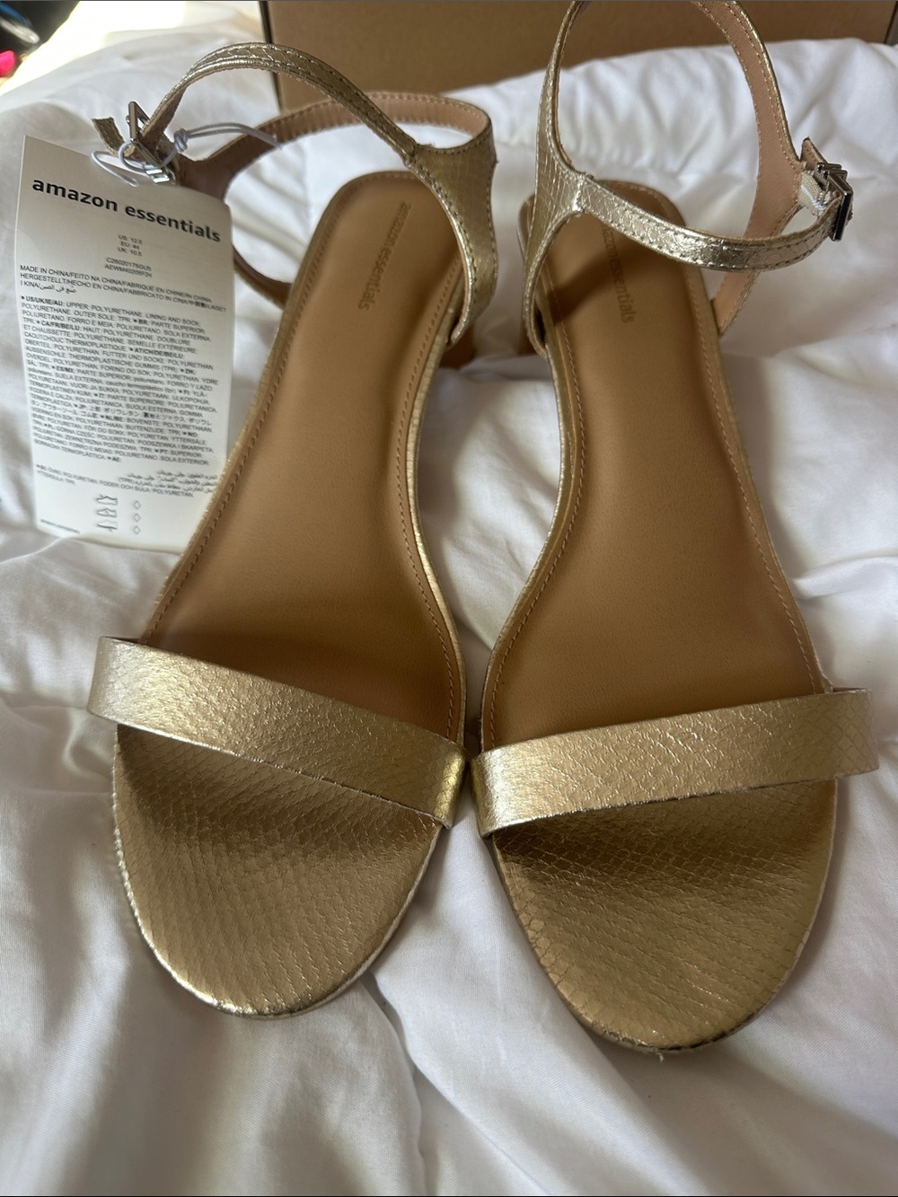 Amazon Essentials Gold Ankle-Strap Flat Sandals